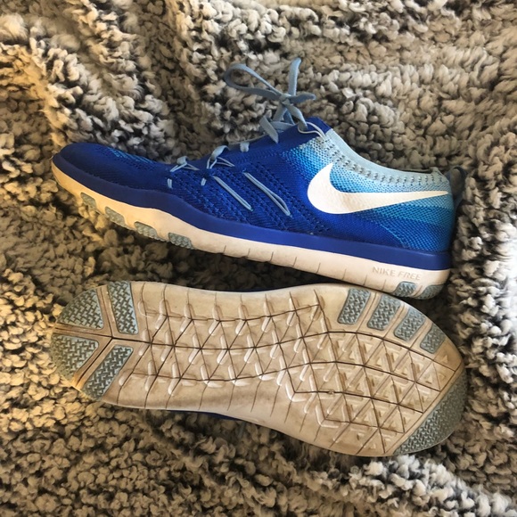 Nike running shoes - Picture 2 of 3